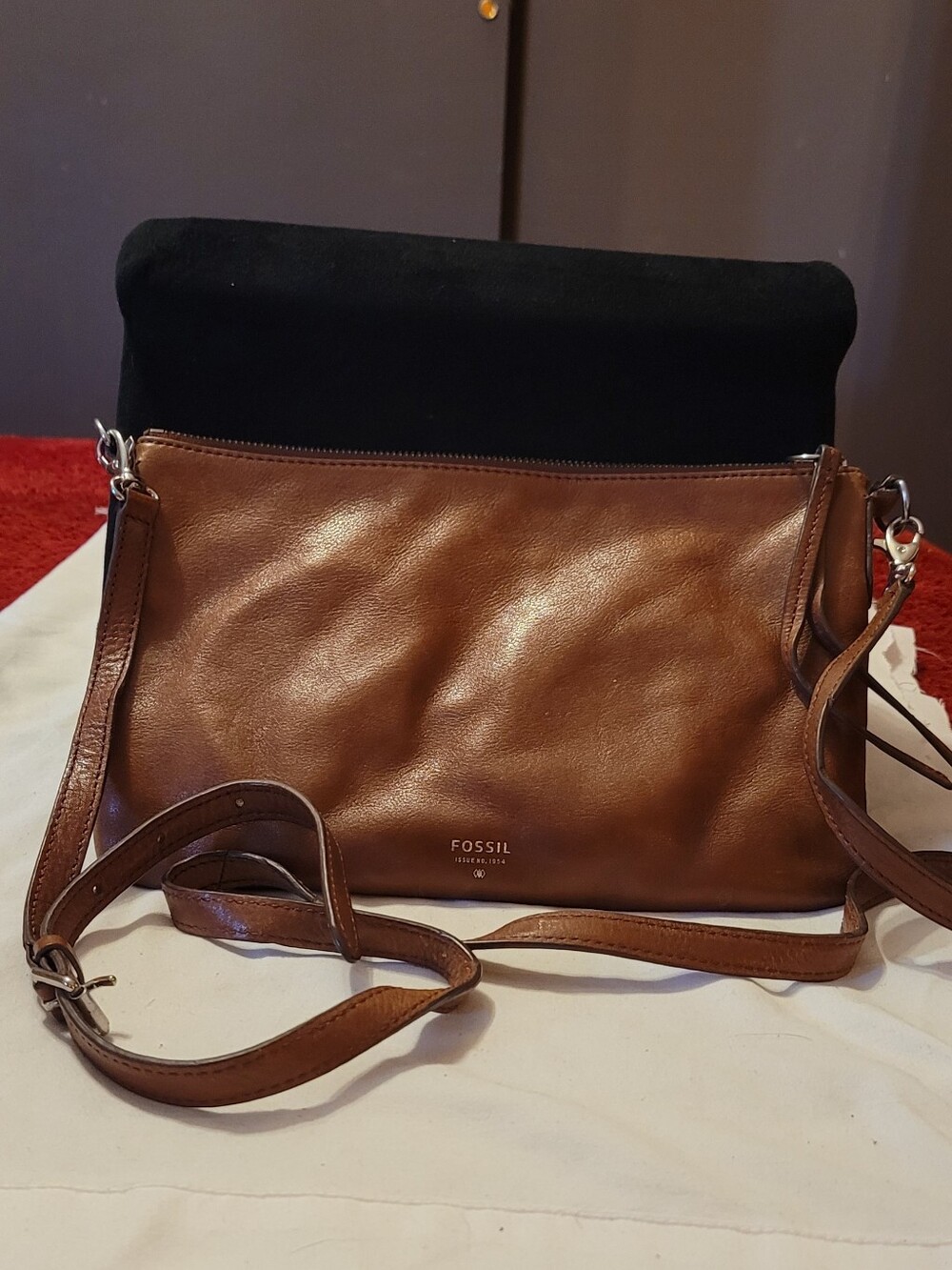 fossil leather crossbidy bag